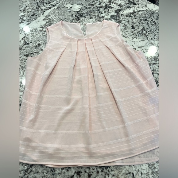 Tommy Hilfiger Tops - Size L Tommy Hilfiger blush pink flowy blouse
